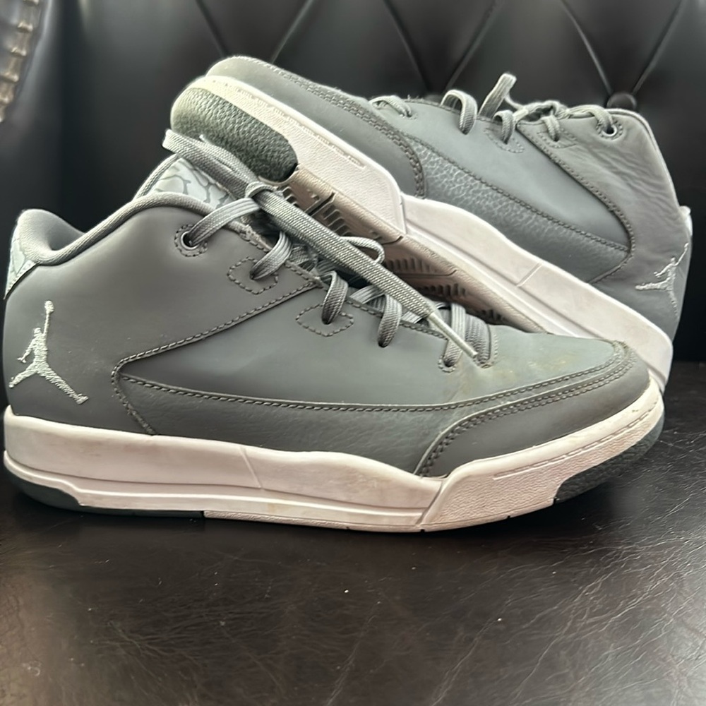 Nike Jordan High Top Sneakers Youth Size 3 Gray